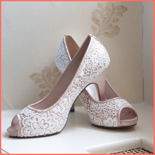 FOOTWEAR