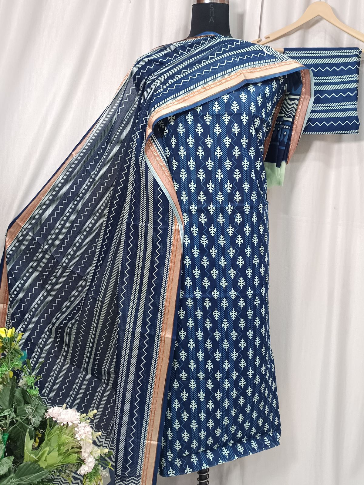 Pure Cotton Digital Print Suit Set with Banarasi Weaving Dupatta